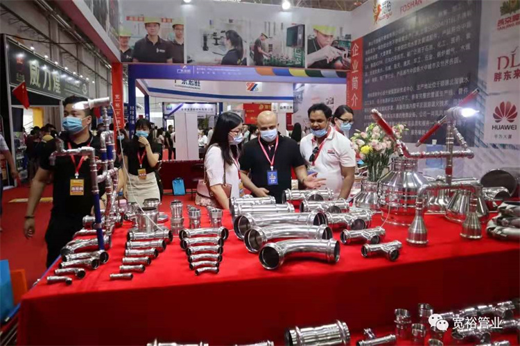 齊全的展會樣品,專業產品講解,得到了國內外客戶的一致贊譽